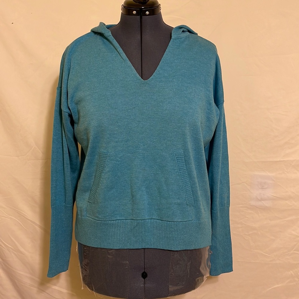 Cabi  sweater